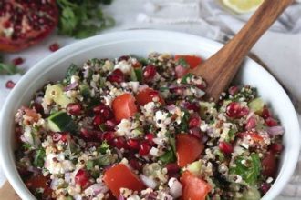 Quinoa-Salat mit Avocado und Feta Zubereitung